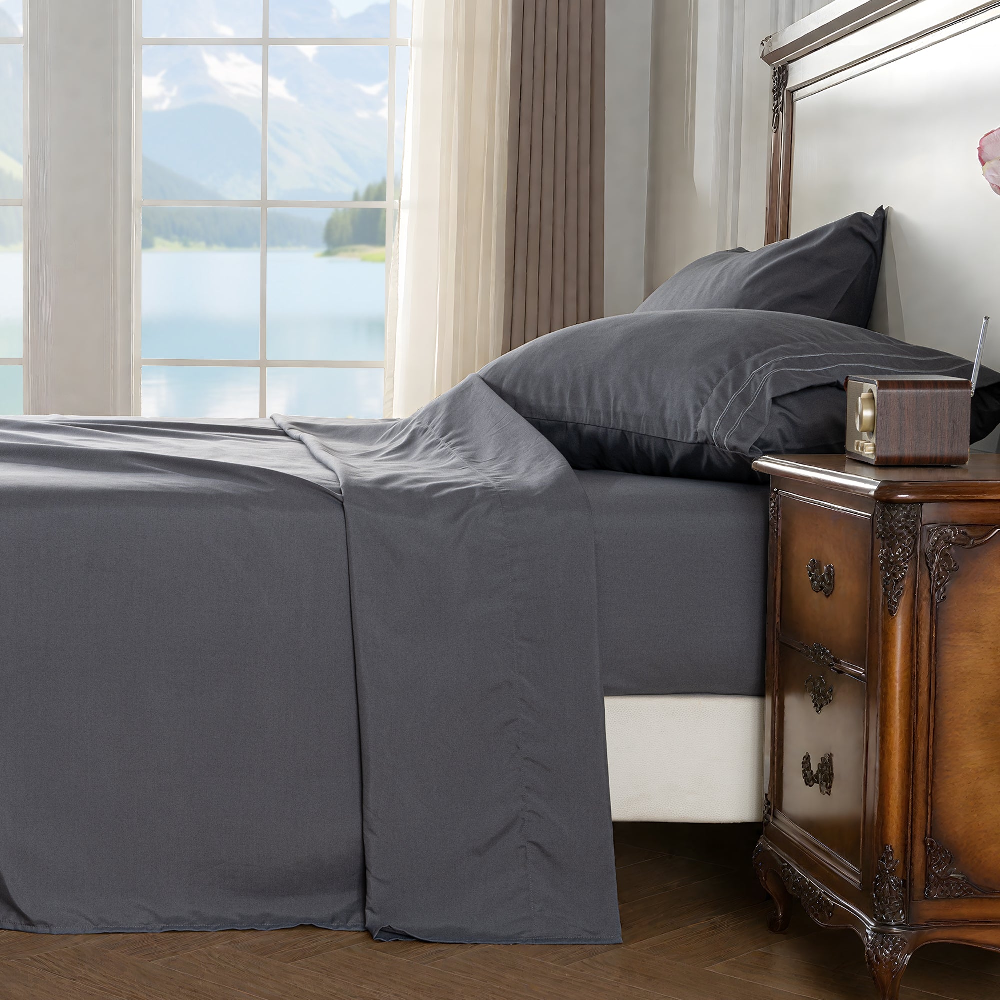 Breathable and Cooling Fitted Sheet Set